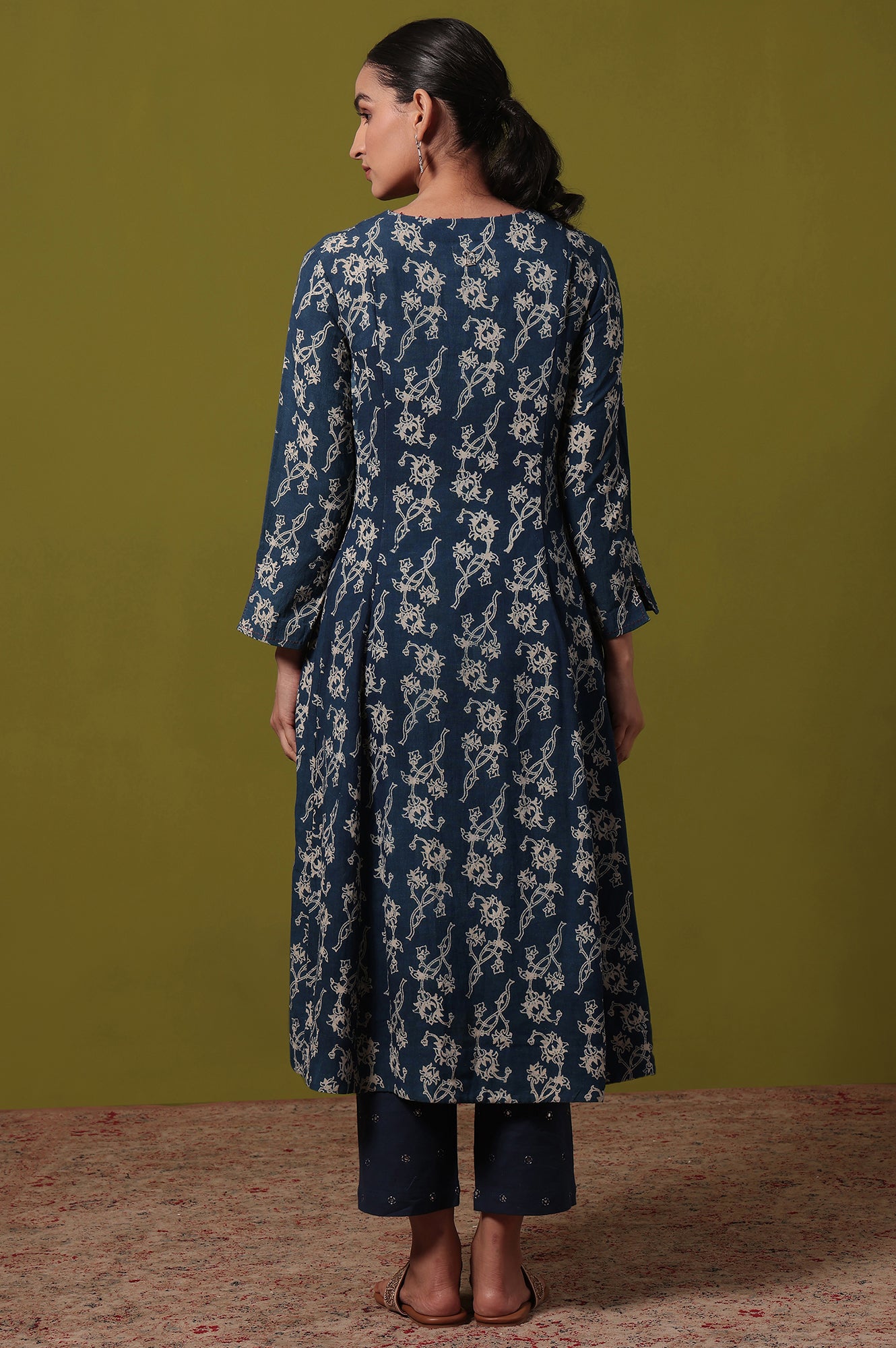 Floral Printed  Flared Cotton Blend Kurta
