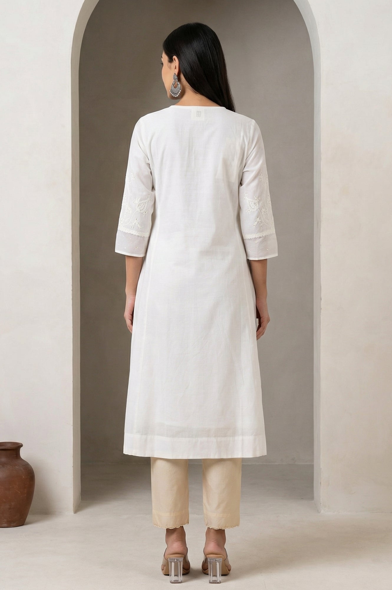 White Thread Embroidered Cotton Blend Straight Kurta