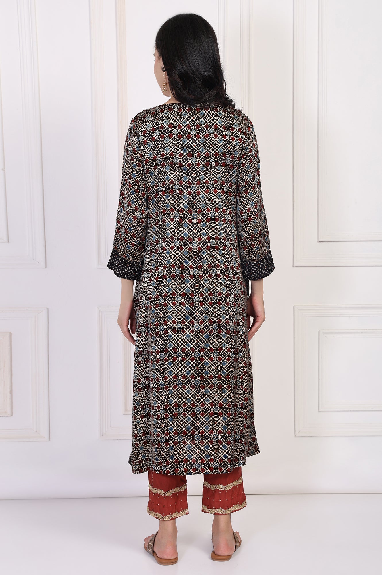 Black Geometric Printed Embellished A-Line Satin Kurta