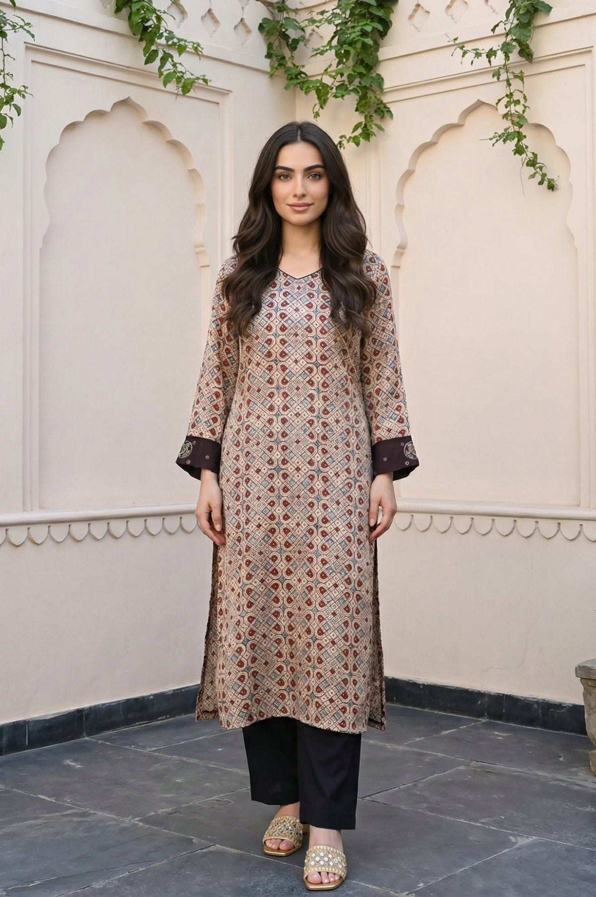 Beige Geometric Printed Sequins Satin Straight Kurta - S