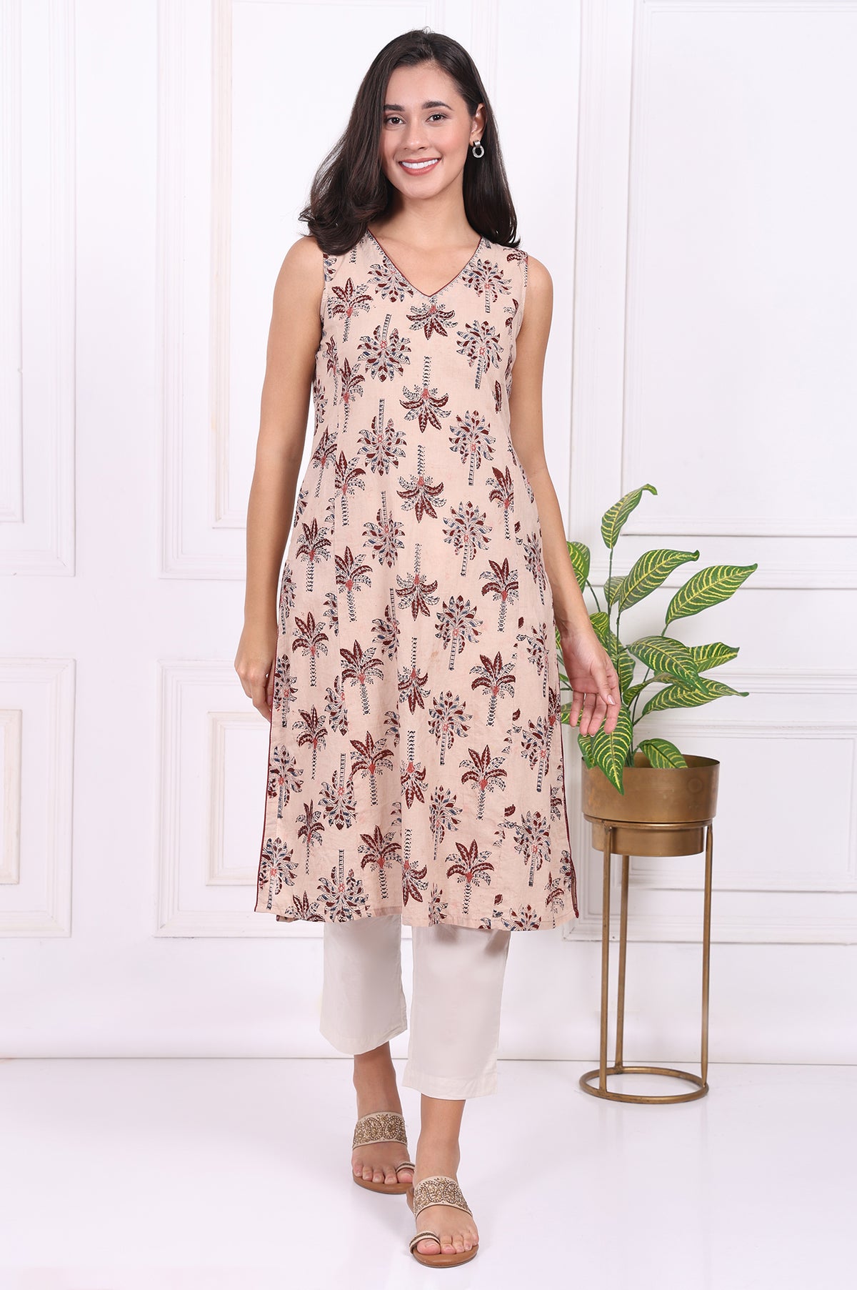 Beige Floral Printed Pure Cotton Straight A-line Kurta - M