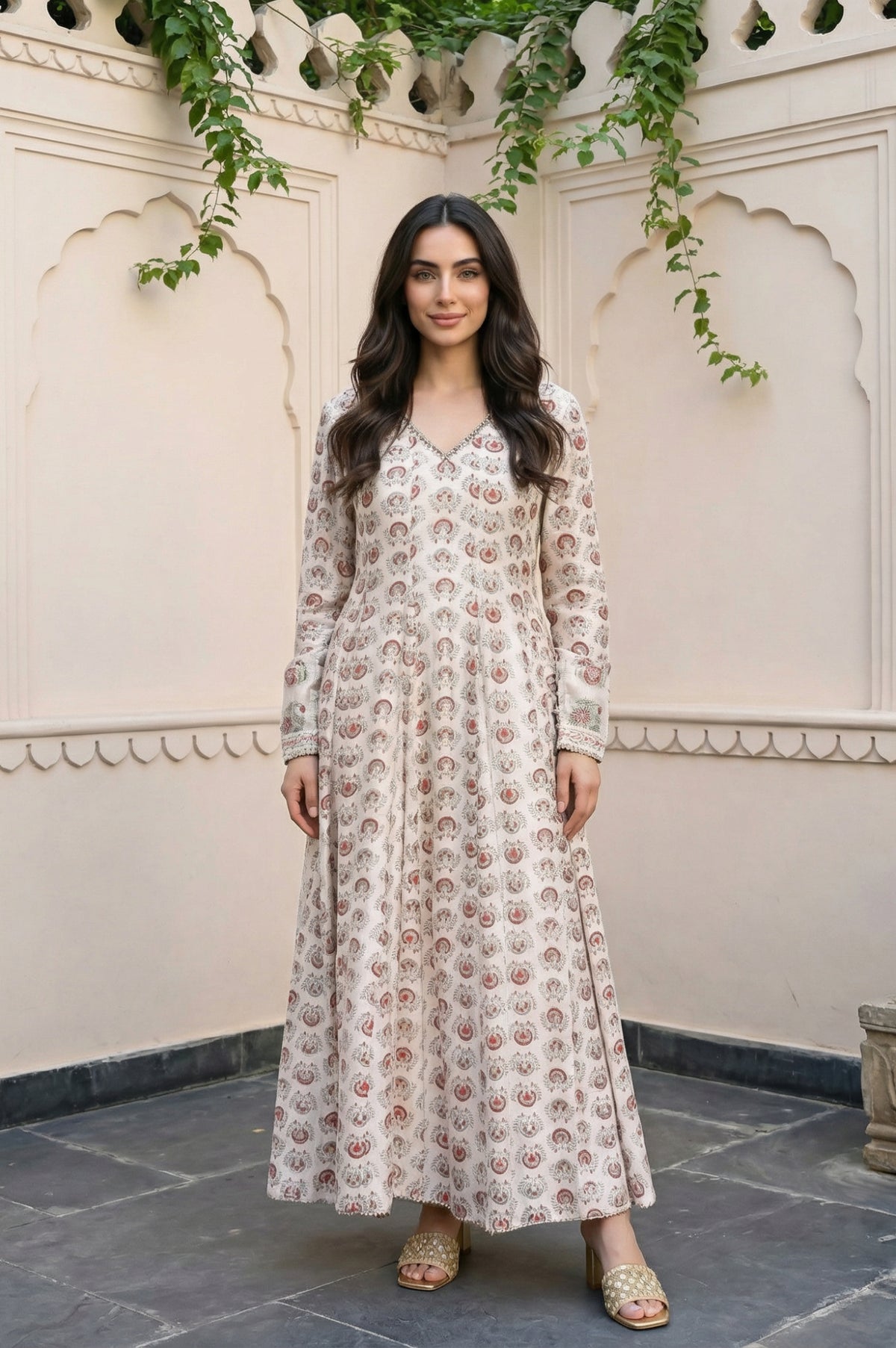 Cream Ethnic Motifs Sequins Cotton Silk Blend Anarkali Kurta - S