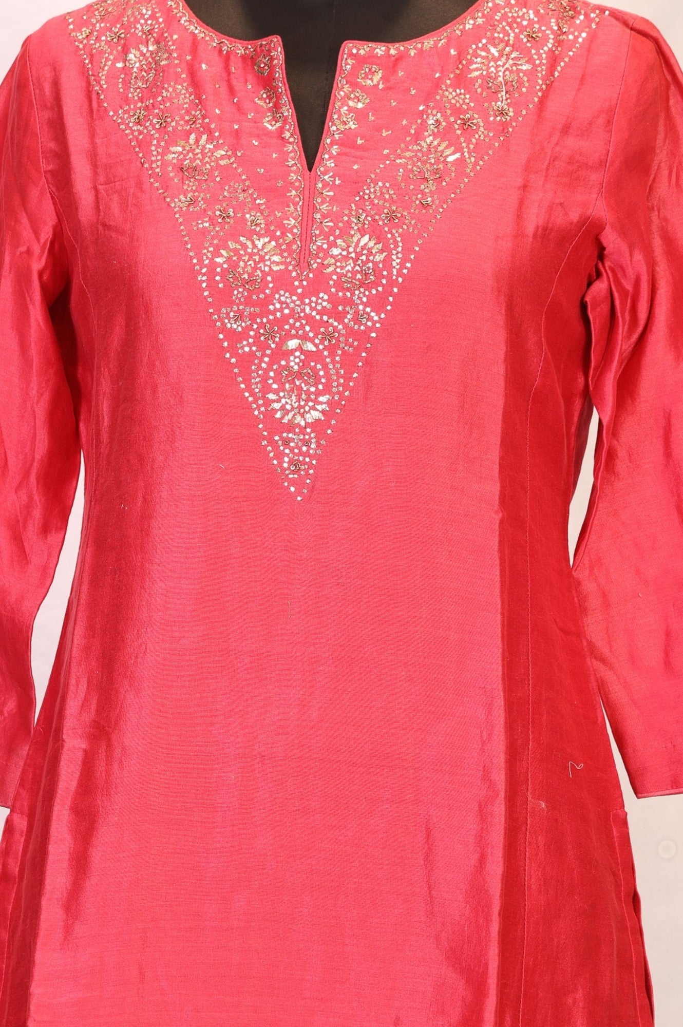 Pink Zari Embroidered Cotton Blend Straight Kurta