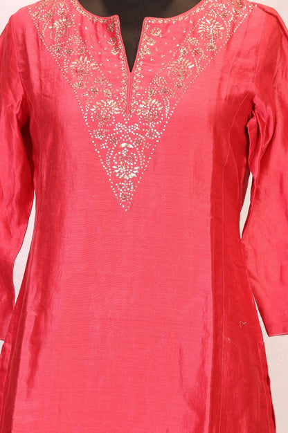 Pink Zari Embroidered Cotton Blend Straight Kurta