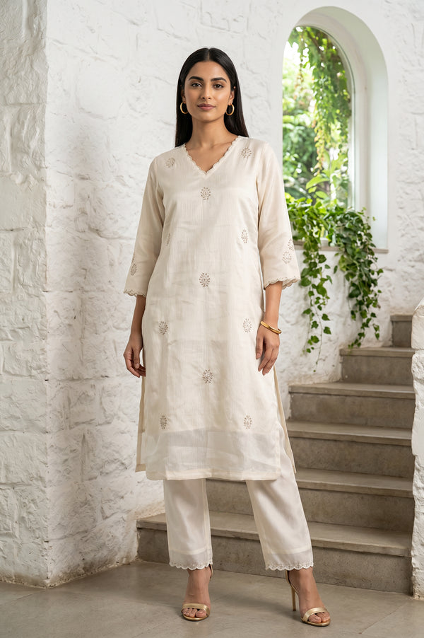 Off White Zari Embroidered Cotton Silk Straight Kurta