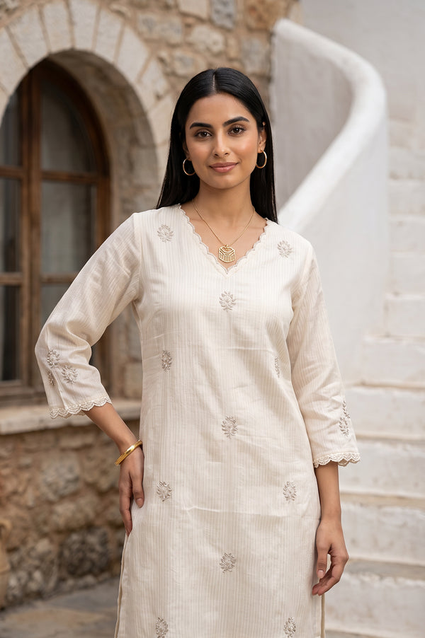 Off White Zari Embroidered Cotton Silk Straight Kurta