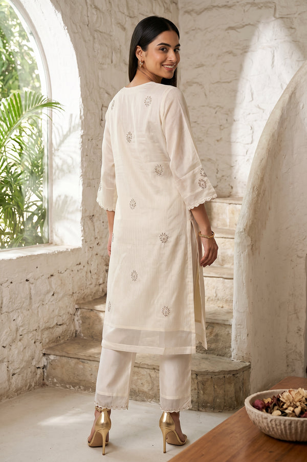 Off White Zari Embroidered Cotton Silk Straight Kurta