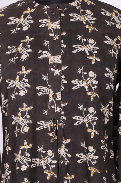 Charcoal Botanical Printed Pure Cotton Pleated Kurta