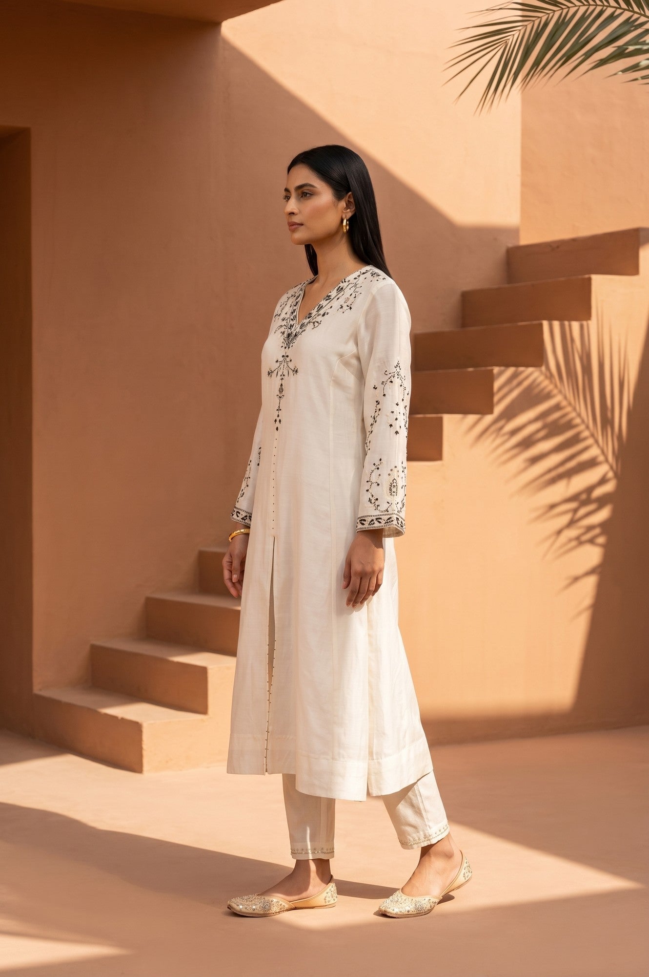 Off White Embroidered Cotton Silk Straight Kurta