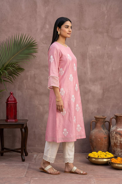 Pink Embroidered Cotton Silk Straight Kurta