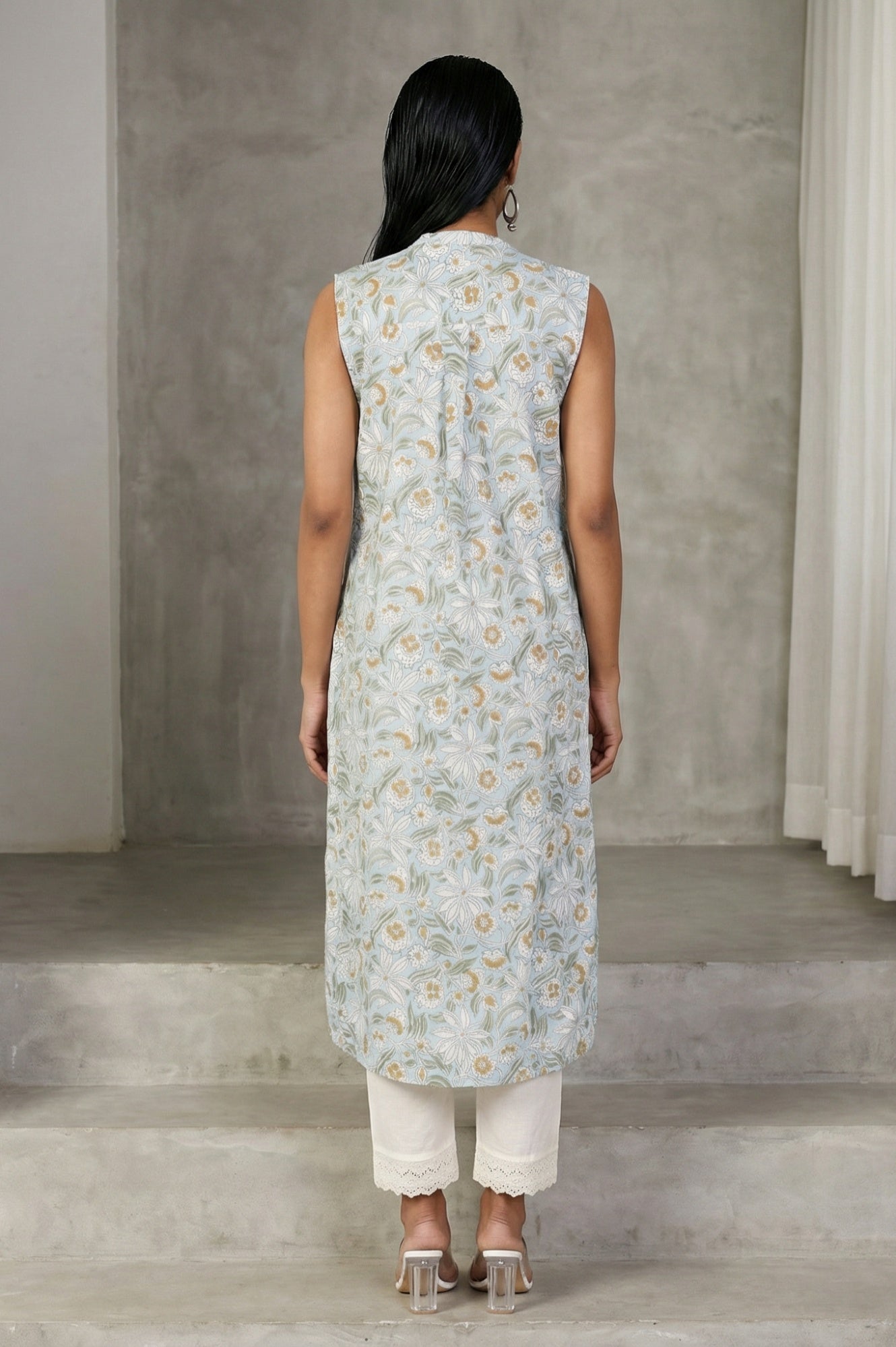 Blue Floral Printed Pure Cotton Straight Kurta
