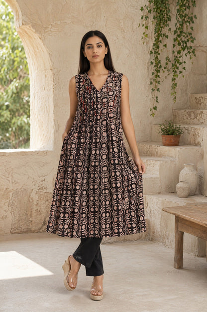 Black Ethnic Motifs Sequins Sleeveless Pure Cotton Flared Kurta