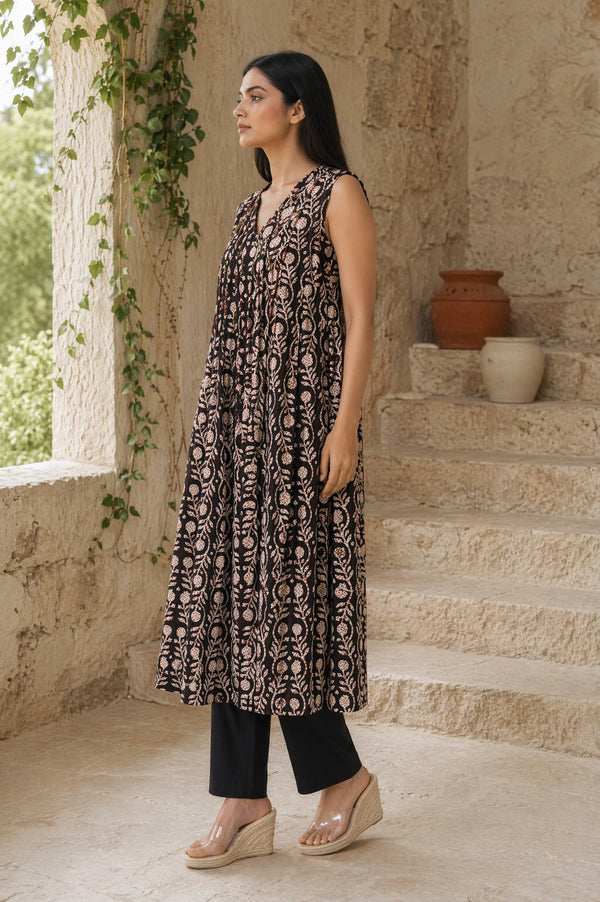 Black Ethnic Motifs Sequins Sleeveless Pure Cotton Flared Kurta