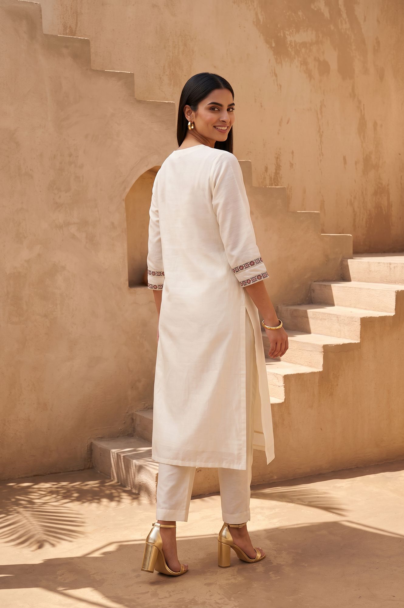 Off White Embroidered Cotton Silk Straight Kurta