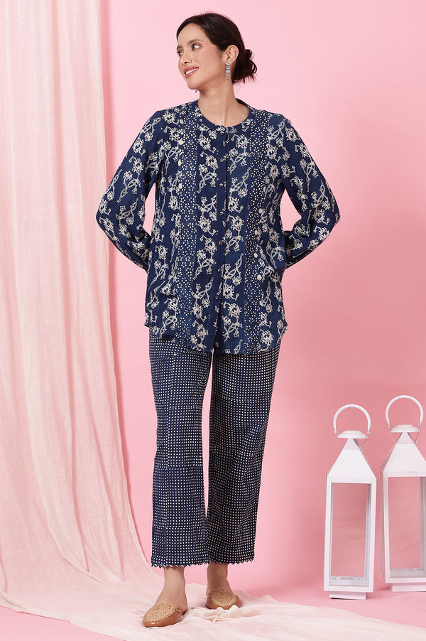 Indigo Dabu Printed Shirt In Cotton Slub
