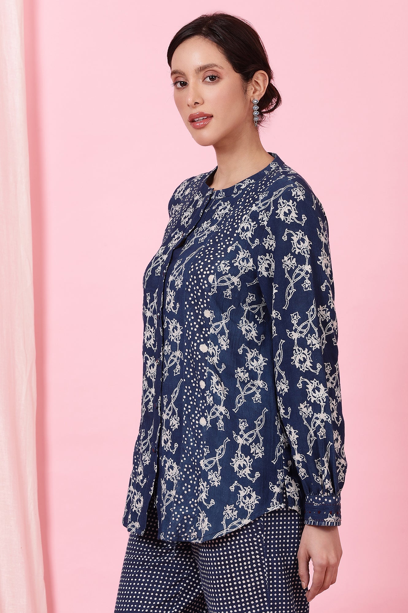 Indigo Dabu Printed Shirt In Cotton Slub