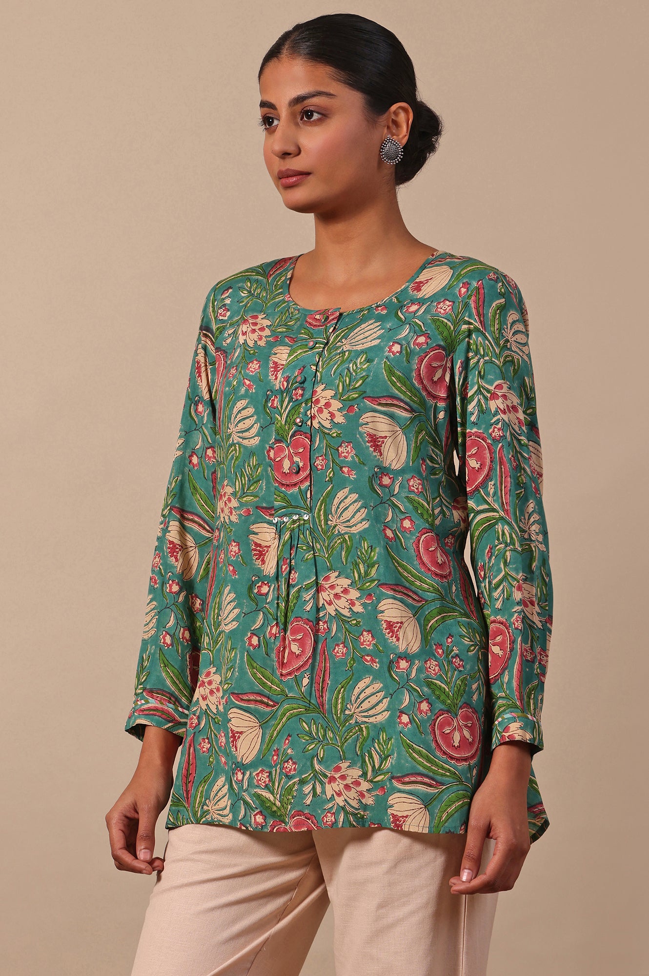 Green Floral Printed Straight Top