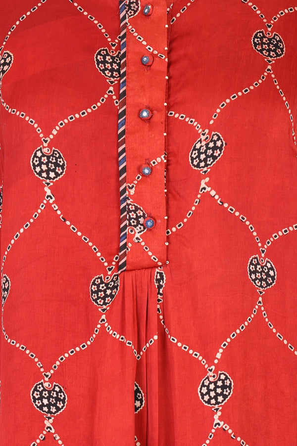 Folksong Women’s Red Geometric Printed Modal Satin Straight Top