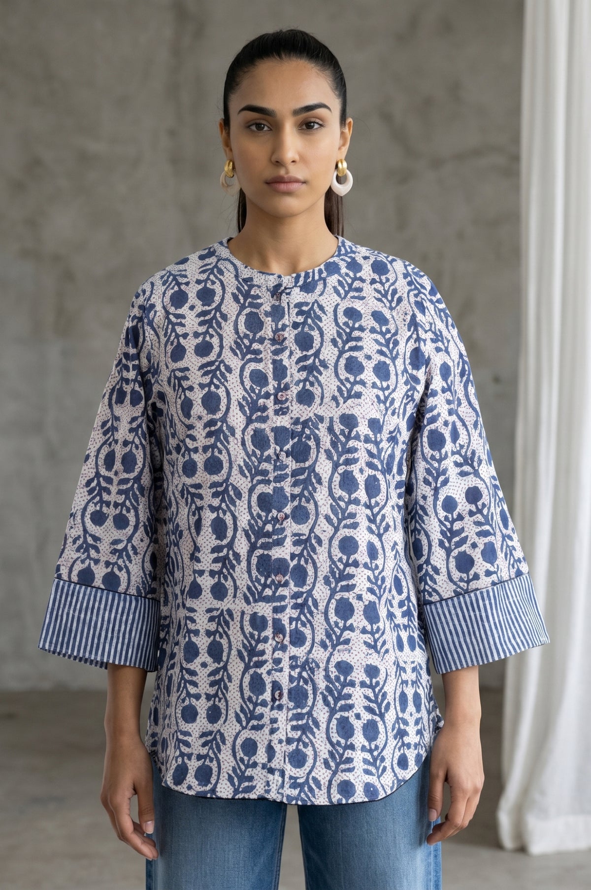 Folksong Women’s Off White Block Printed Pure Cotton Straight Top - S