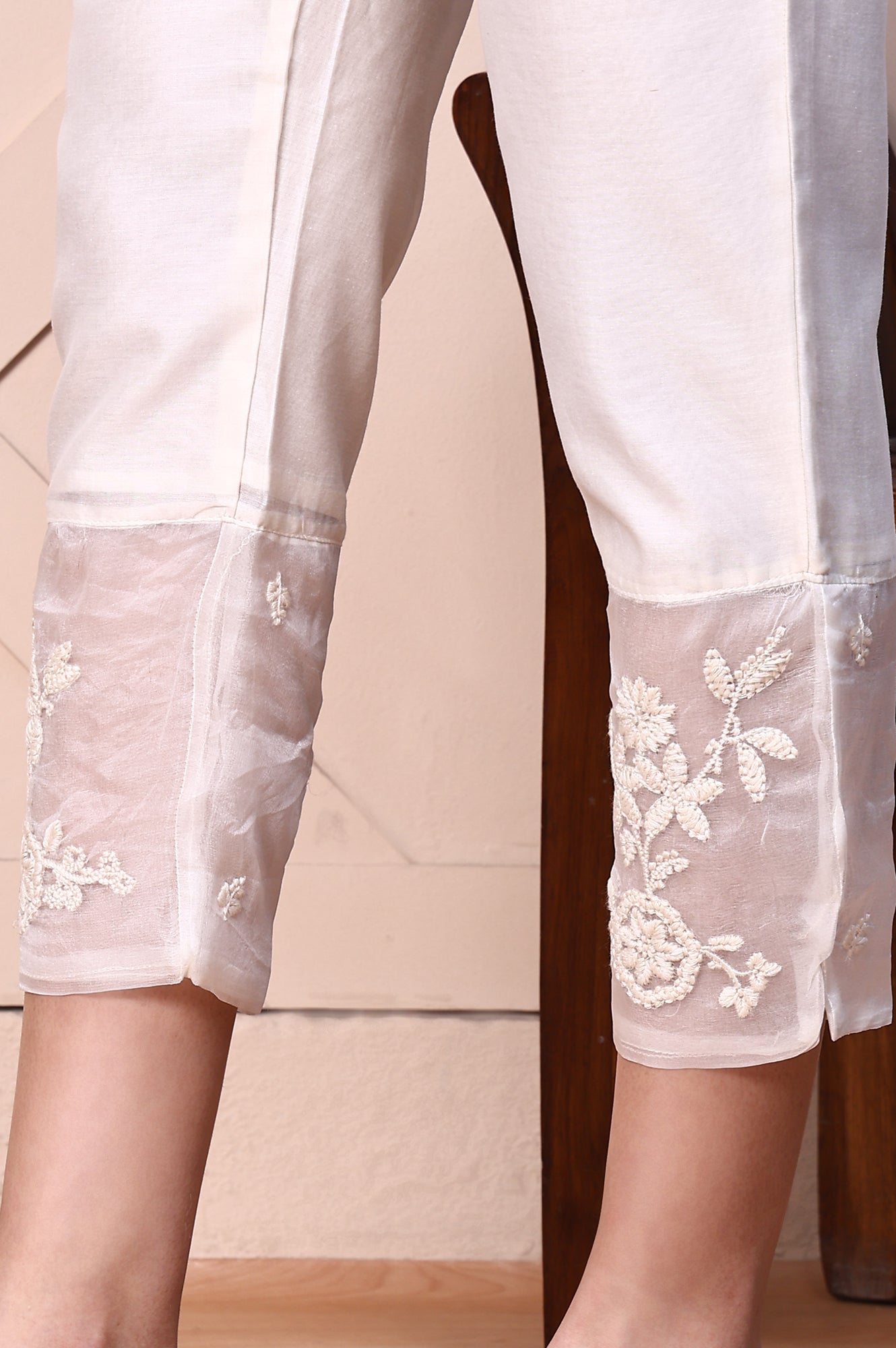 White Solid Embroidered Hemline Cotton Silk Slim Pants