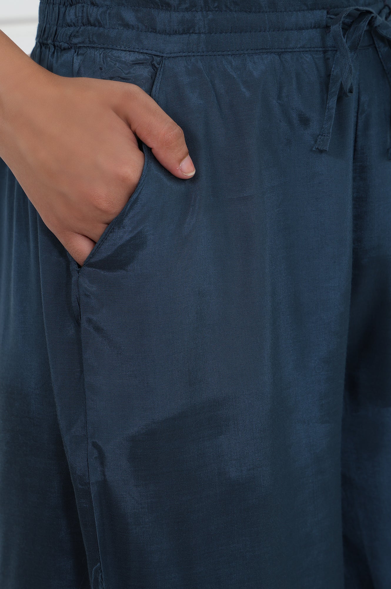 Blue Embroidered Printed Thread Embroidered Shantung Mid Rise Ankle Length Parallel Pant