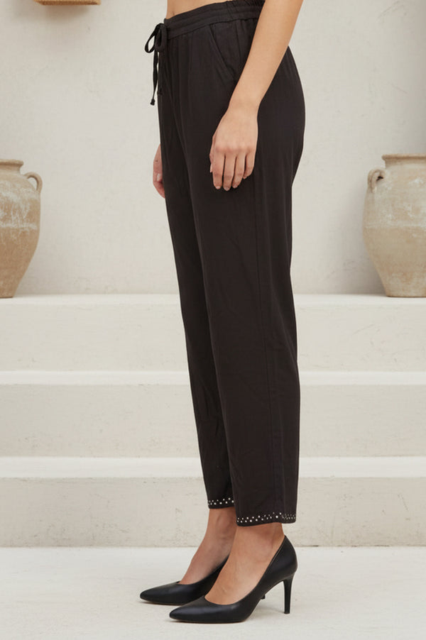 Black Solid Cotton Blend Ankle Length Mid Rise Straight Pants