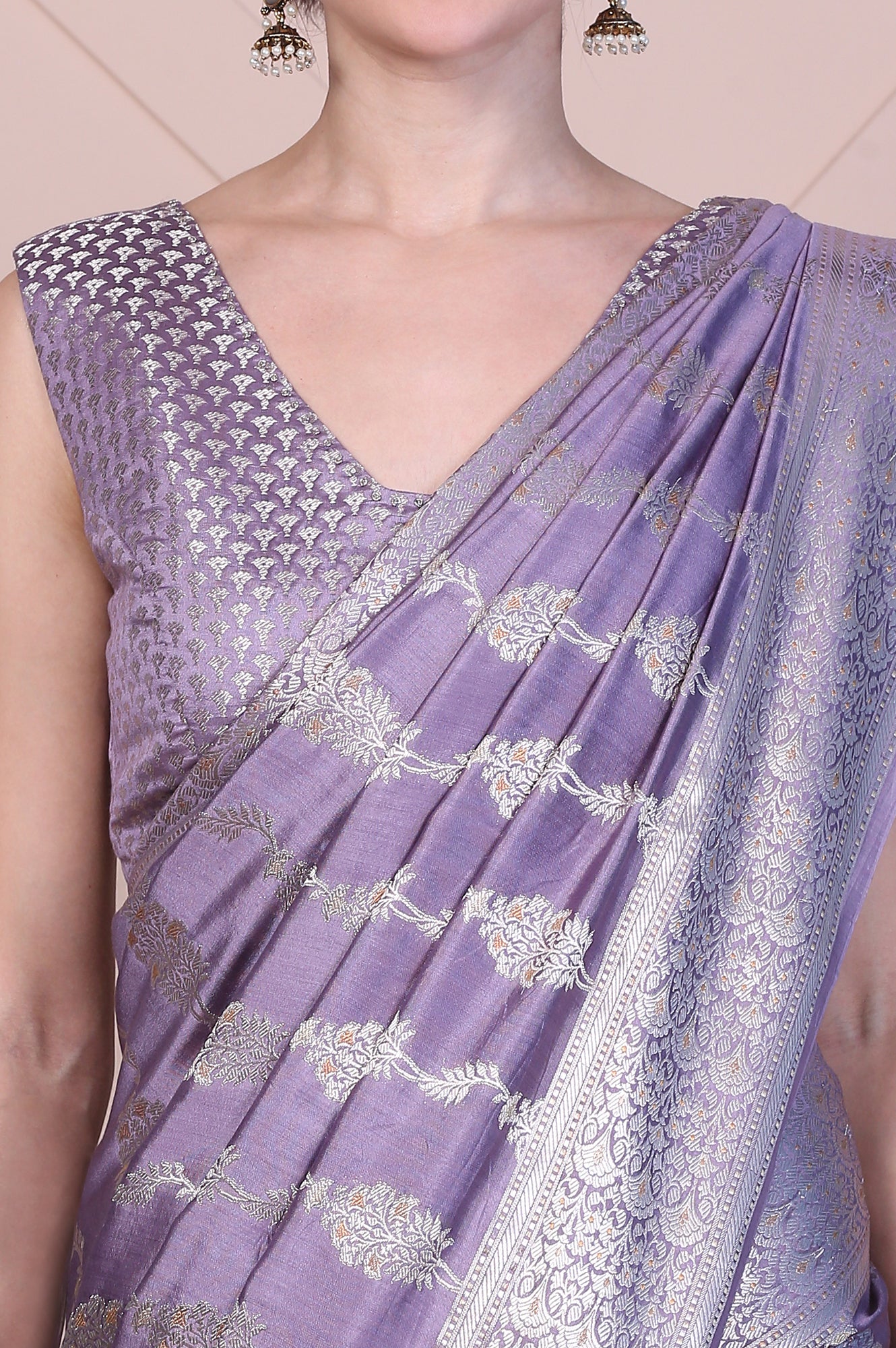 Purple Embellished Silk Jacquard Purple Saree with Unstitched Blouse