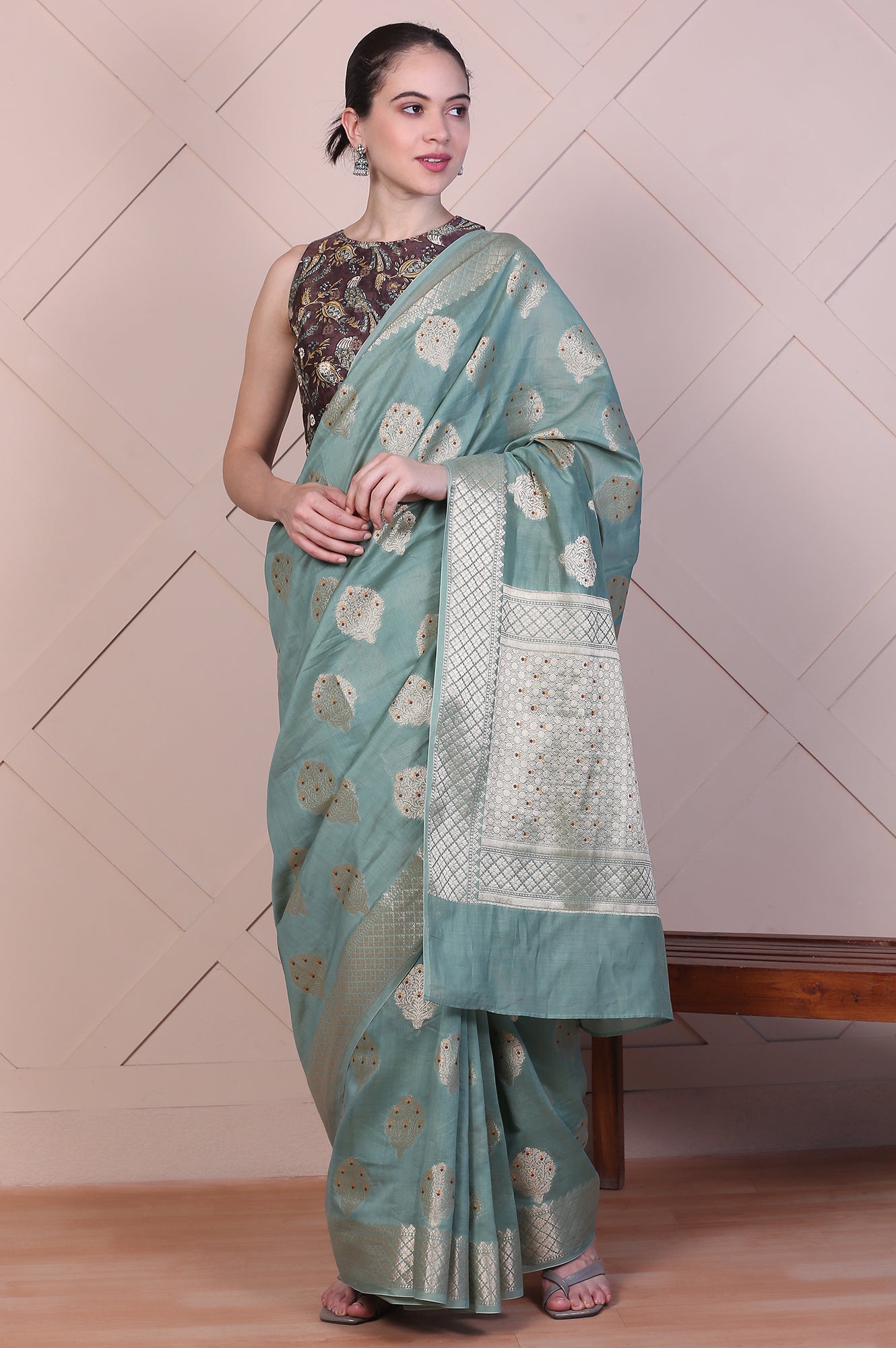 Green Embellished Silk Jacquard Saree with Unstitched Blouse