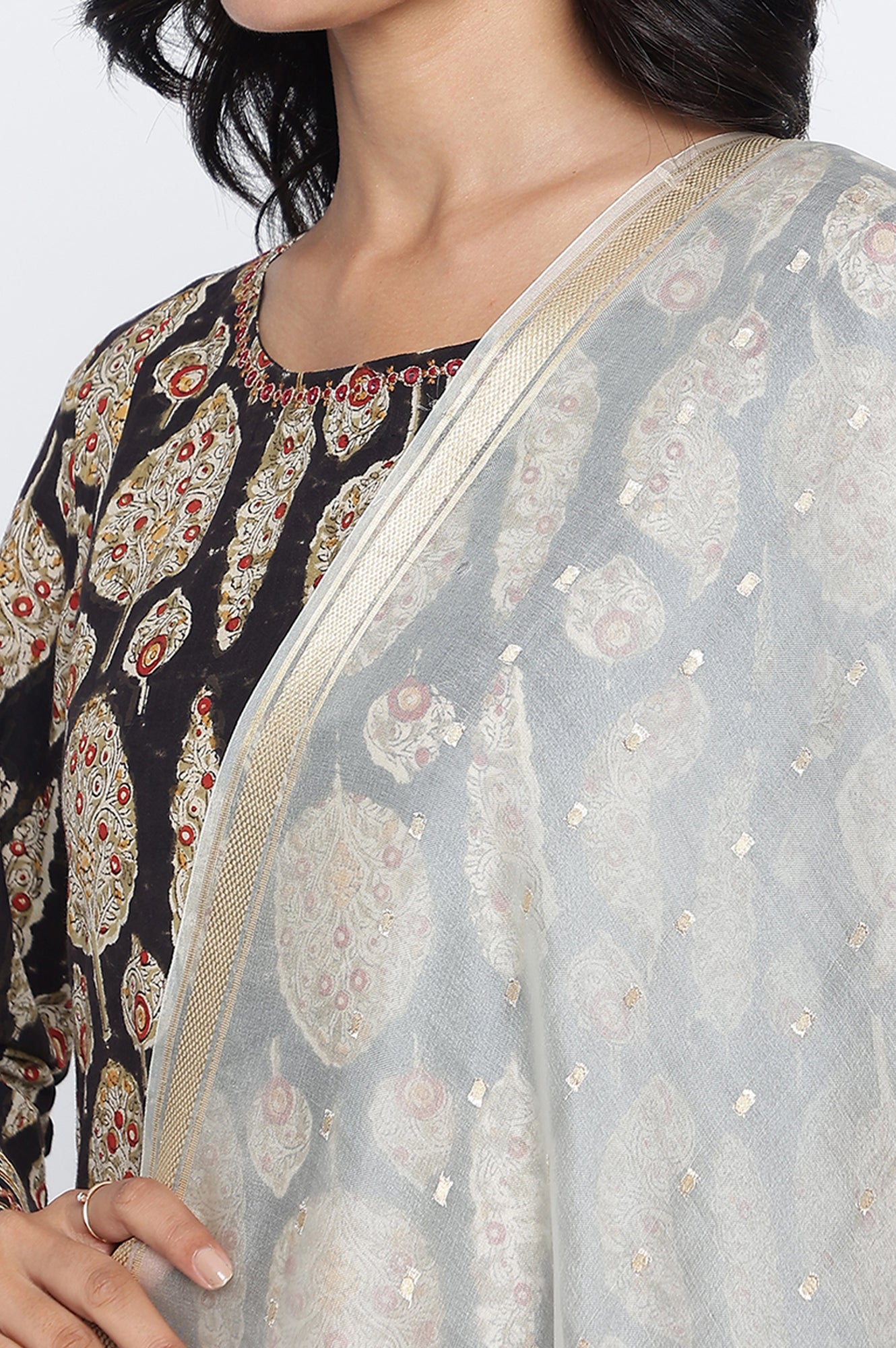 Off White Yarn Dyed Silk Organza Jacquard Dupatta