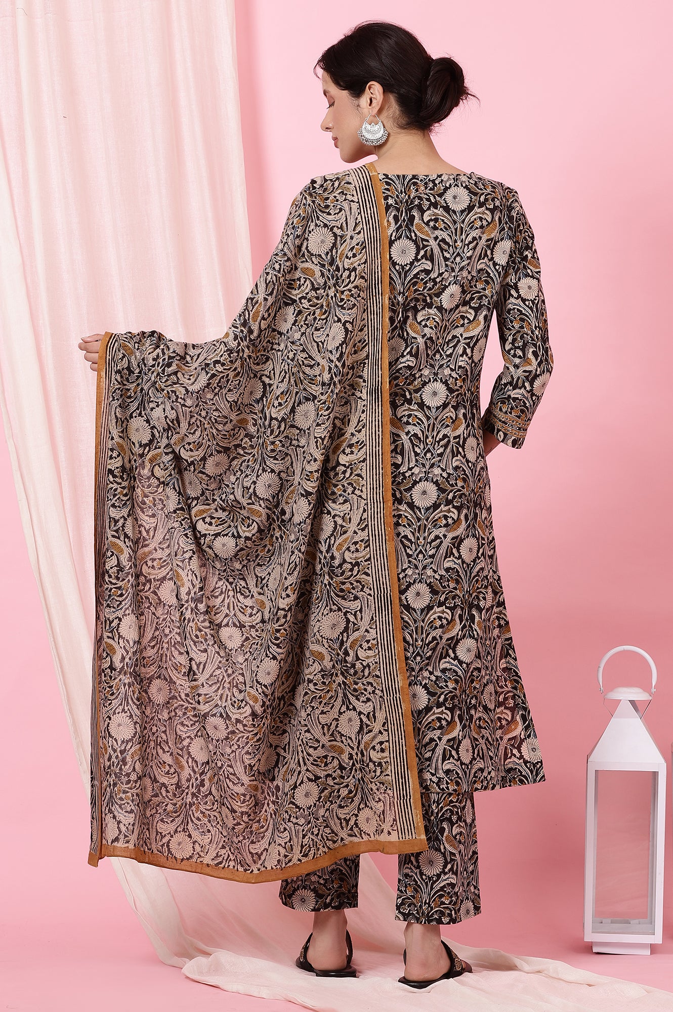 Dark Espresso Kalamkari Printed Kurta, Pants and Dupatta Set