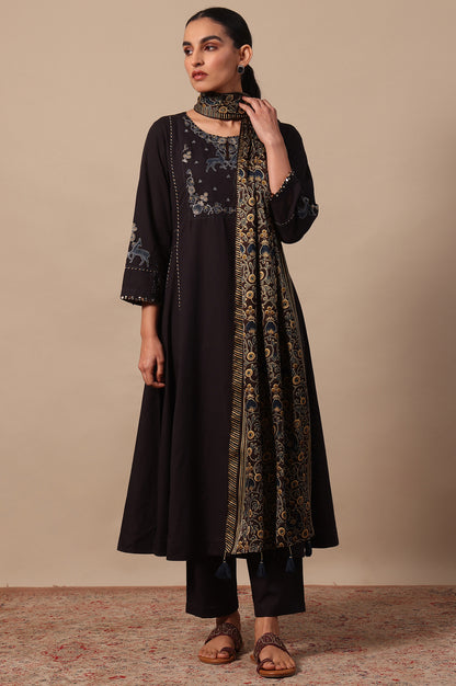 Printed Thread Embroidery Flared Pure Cotton Kurta &amp; Straight Pants with Dupatta Set