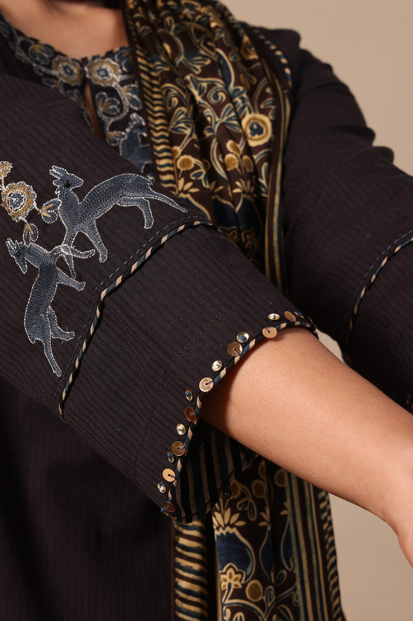 Printed Thread Embroidery Flared Pure Cotton Kurta & Straight Pants with Dupatta Set