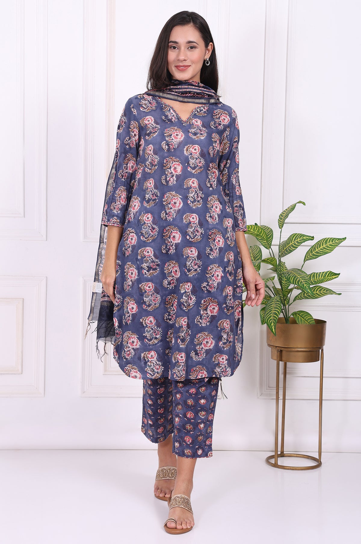 Blue Floral Printed Pure Cotton Straight Kurta, Pants and Dupatta Set - M