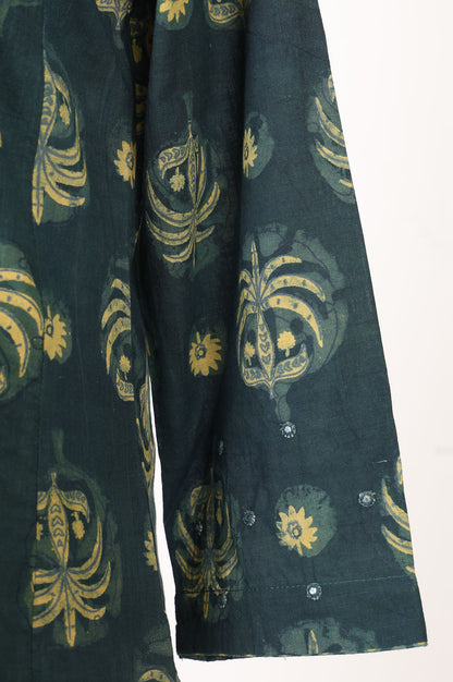 Green Block Printed Pure Cotton Straight Kurta With Straight Pants And Dupatta Set