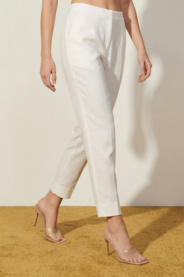 Elleven Women's Off White Solid Cotton Flax Straight Fit Ankle Length Trousers