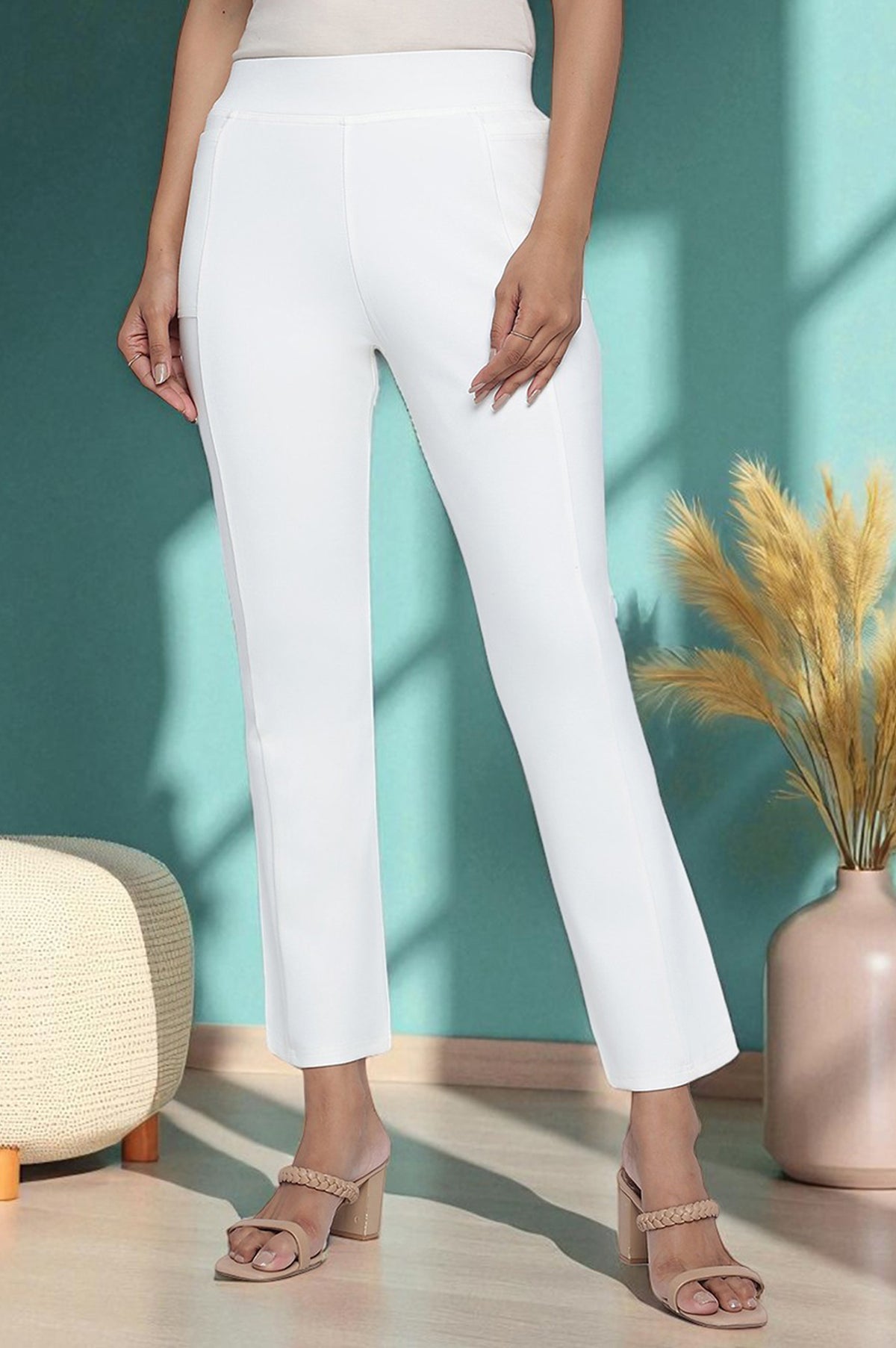 Elleven Women's Off White Solid Mid Rise Tights in Ankle Length - XS