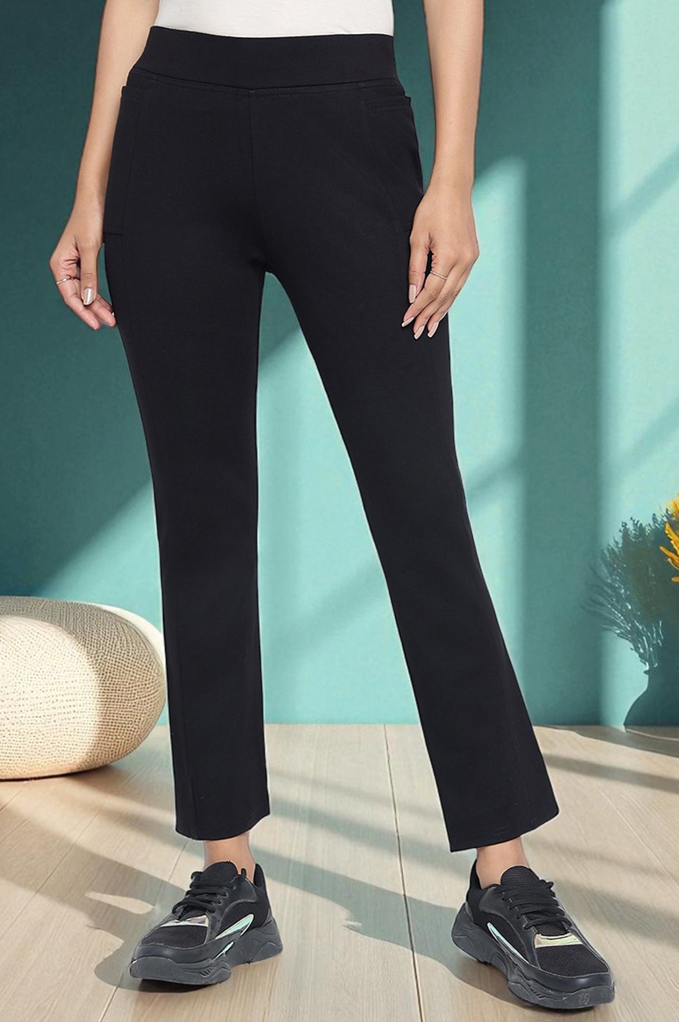 Elleven Women&