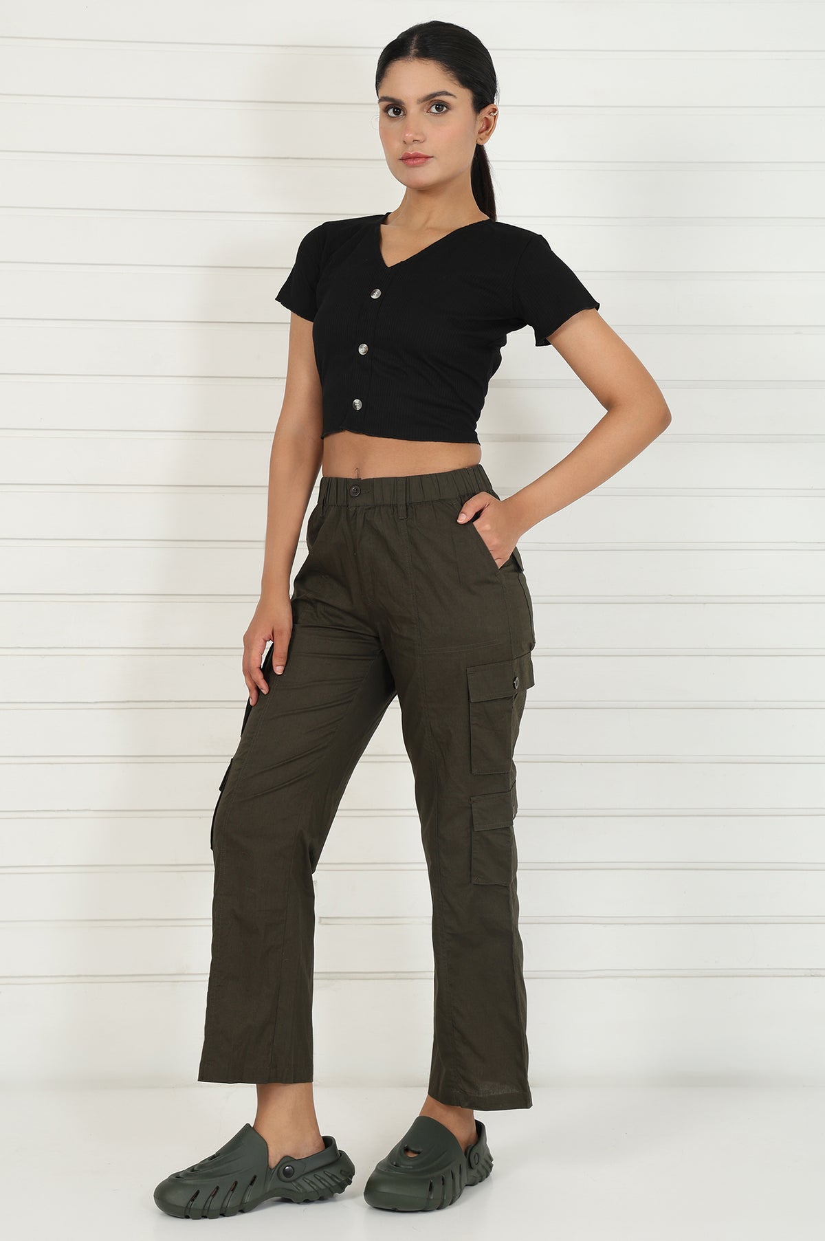 Elleven Women's Olive Solid Pure Cotton Cargo - XS