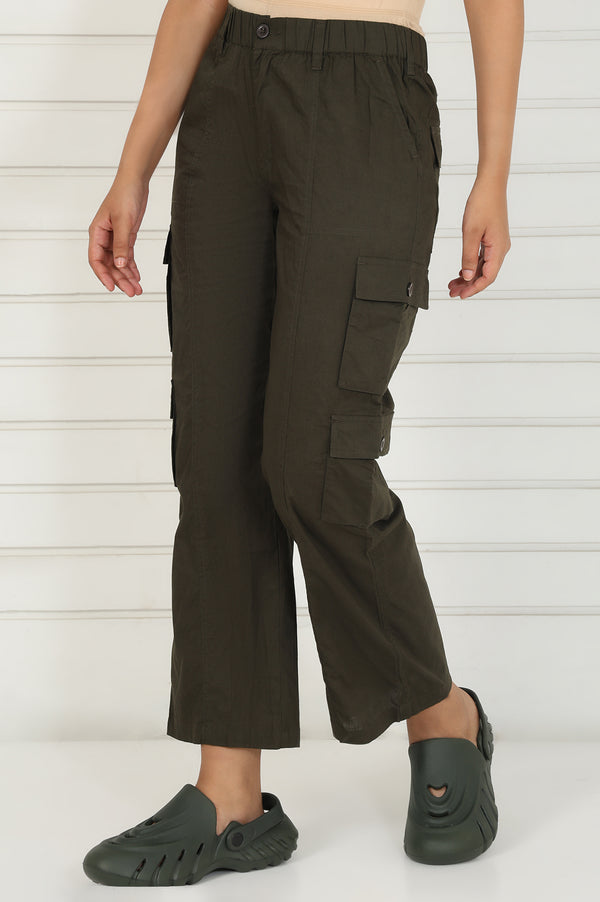 Elleven Women's Olive Solid Pure Cotton Cargo