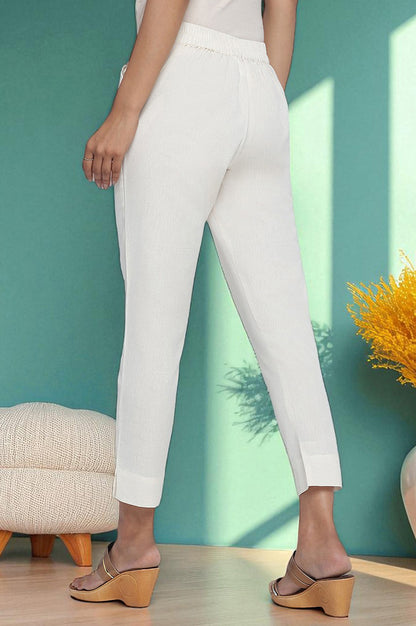 Black Solid Cotton Blend Trousers in Ankle Length