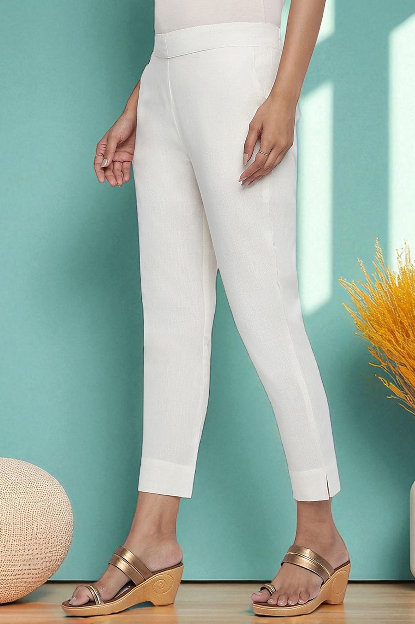 Black Solid Cotton Blend Trousers in Ankle Length