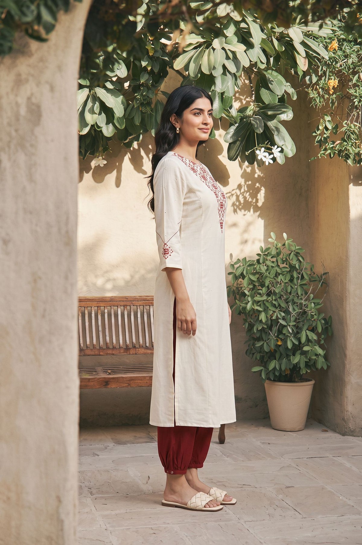 Off White Thread Embroidered Rayon Flax Straight Kurta with Pants Set