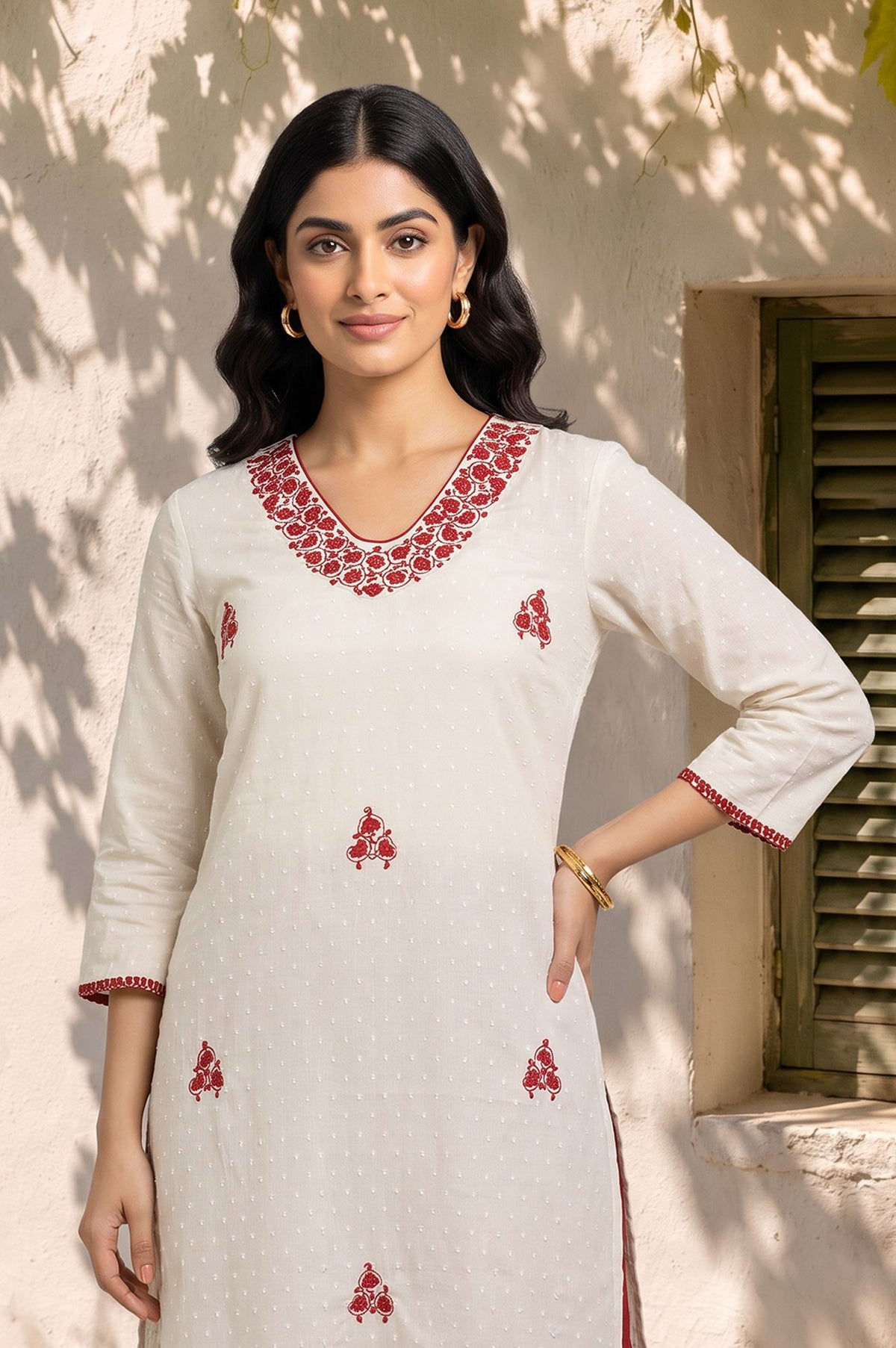 Off White Thread Embroidered Pure Cotton Straight Kurta with Pants Set