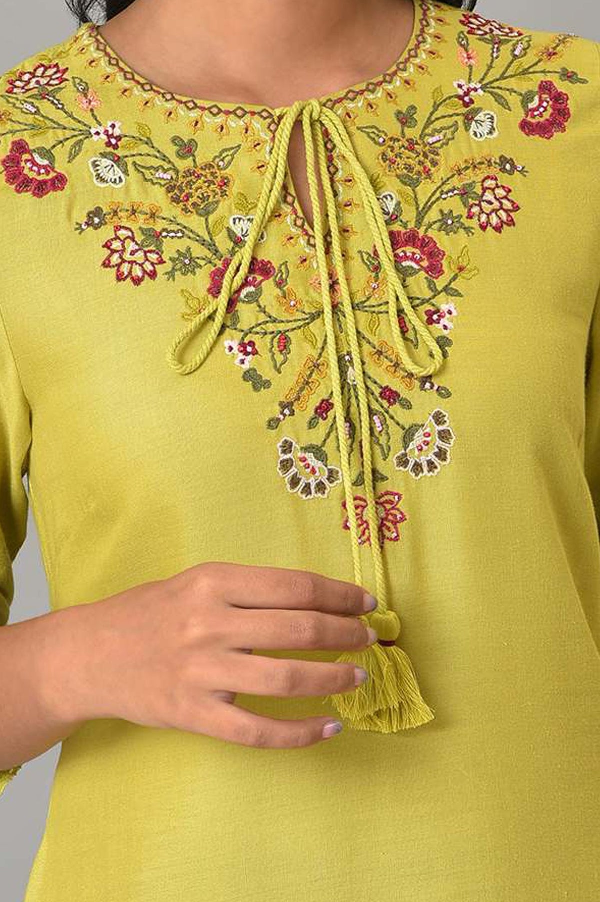 Lime Green Thread Embroidered Rayon Flax Straight Kurta with Slim Pant