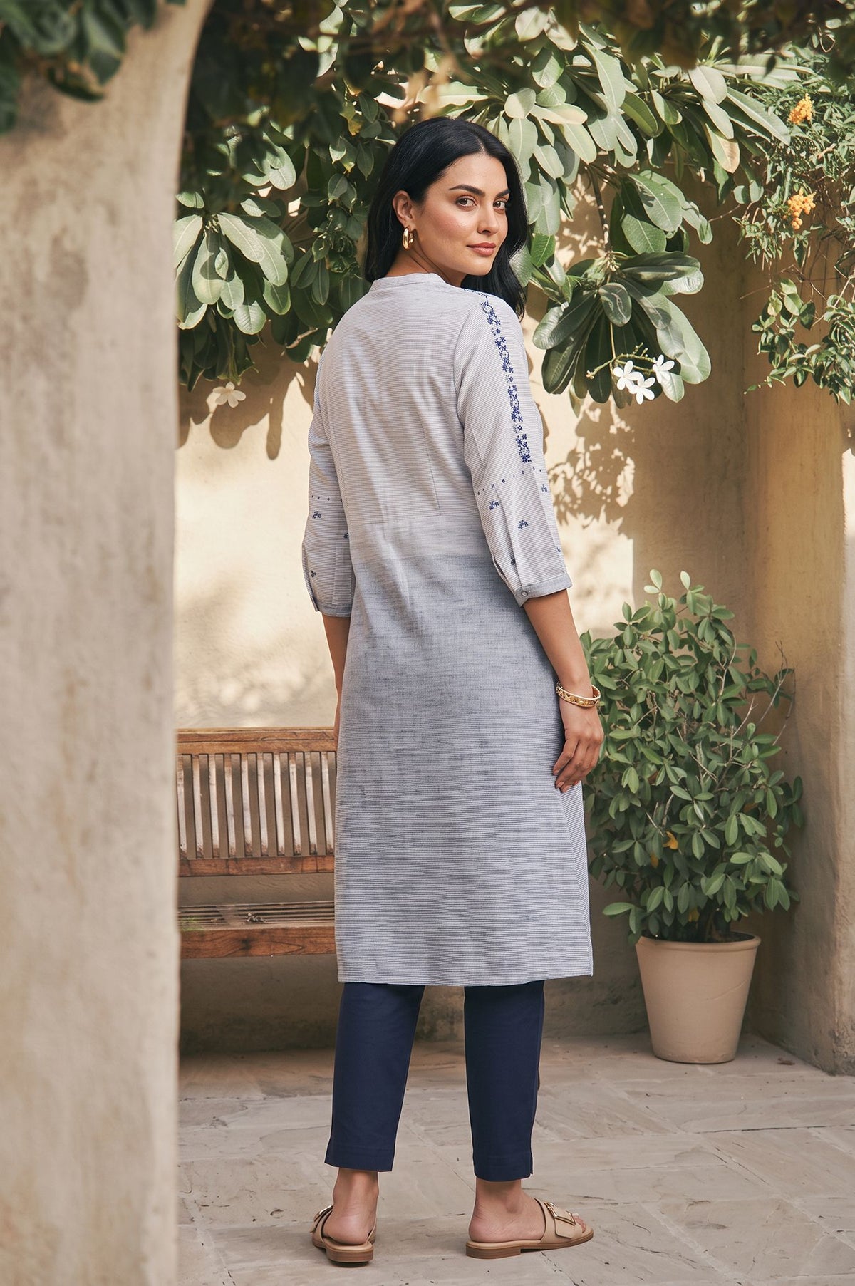 Grey Yarn Dyed Thread Embroidered Pure Cotton Kurta with Trousers Set