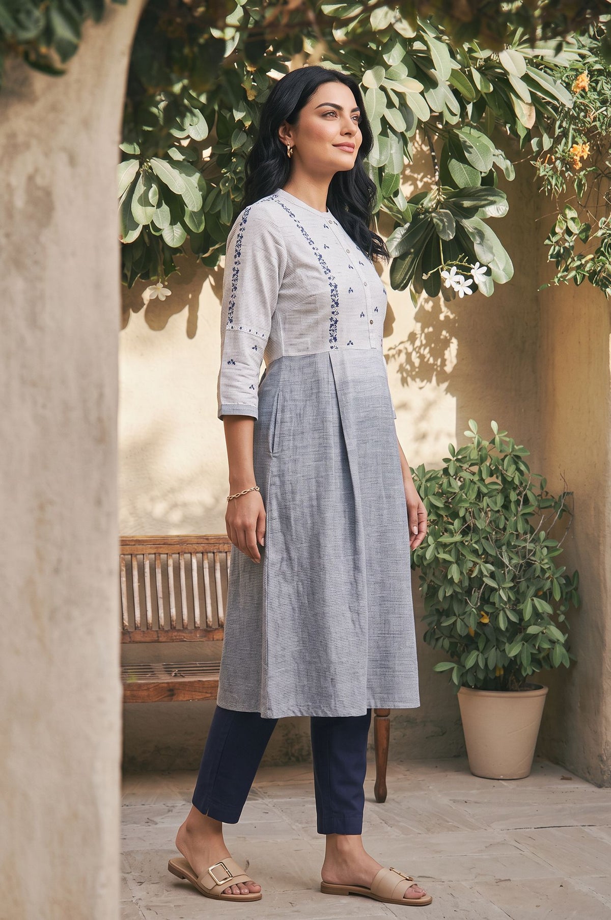 Grey Yarn Dyed Thread Embroidered Pure Cotton Kurta with Trousers Set