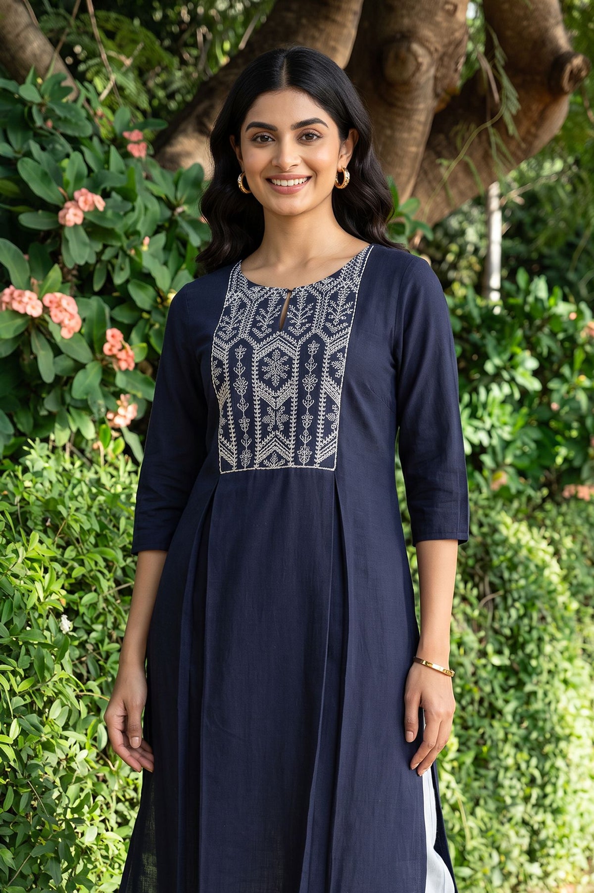 Navy Blue Thread Embroidered Pure Cotton Straight Kurta with Straight Pants Set
