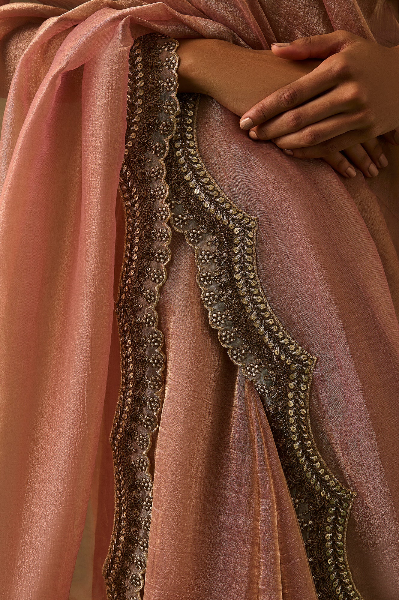 Pink Solid Zari Work Tissue Saree with Unstitched Blouse