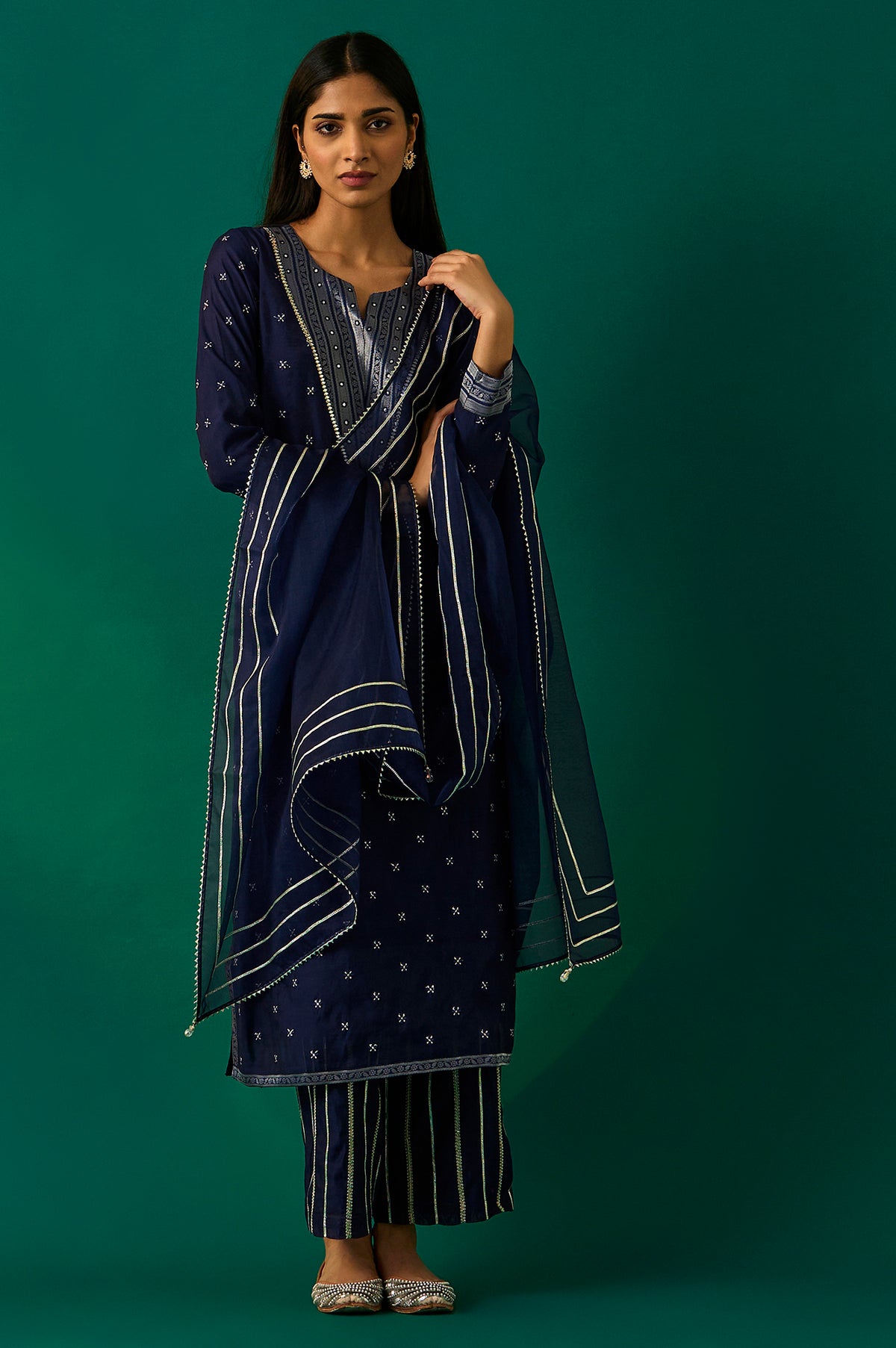Navy Blue Embroidered Straight Kurta with Straight Pant and Dupatta Set - S