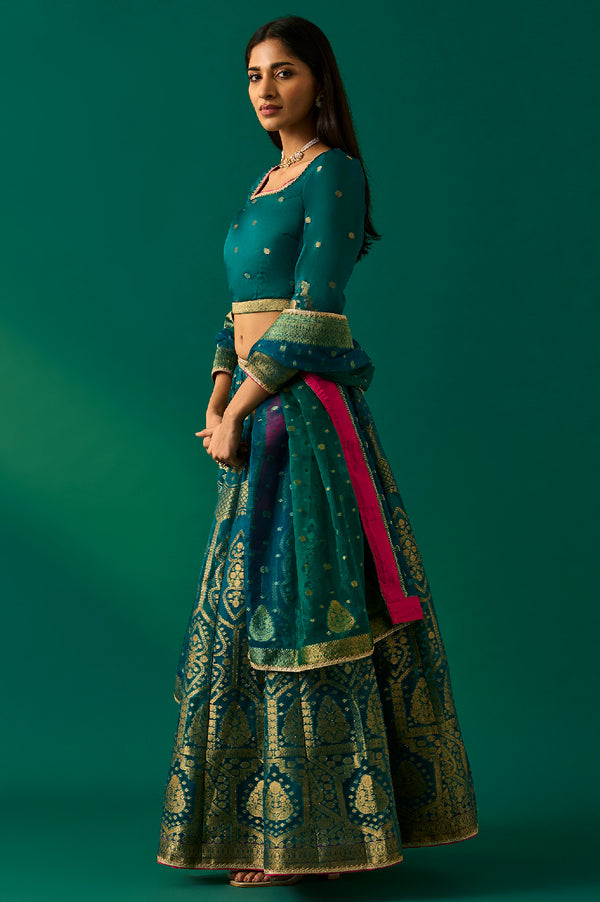 Green Embellished Fitted Organza Blouse with Skirt and Dupatta Set